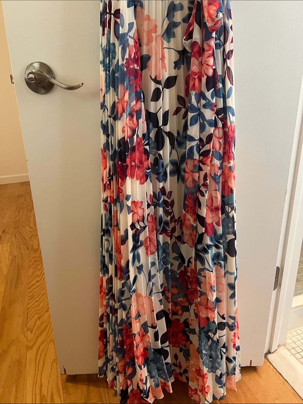 Eliza J Off the Shoulder Floral Maxi Dress - Picture 10 of 17
